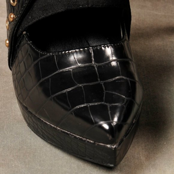 Scene, Black Buckle, Bootie Size 7.5 - Picture 8 of 9